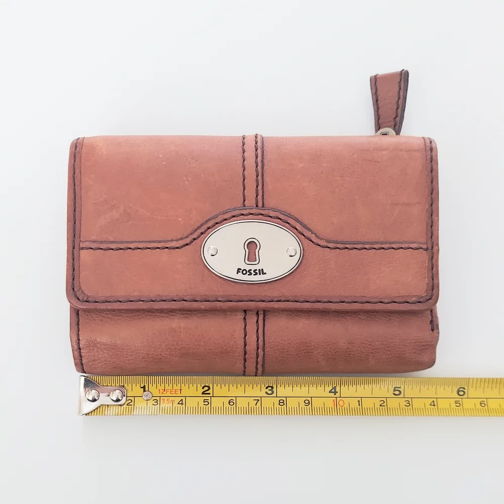 FOSSIL Maddox Keyhole Tri-Fold Brown Leather Wallet Trifold
